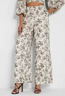 Super high waisted printed wide leg pants