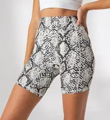 Balance Athletica (Vitality) The Rider Short Ascend - Python