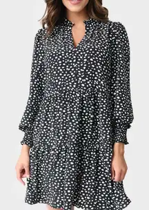 Gibsonlook Smocked Cuff Tiered Mini Dress Abstract Dot Black White S