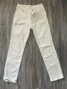 White Classic Straight Levi’s Jeans Women’s