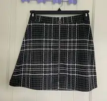 NWT | Ardene women’s plaid zip up miniskirt — medium‎