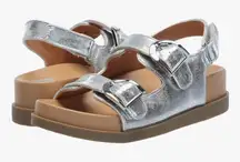 DV Dolce Vita Women's Alda Sandal Silver Crinkle 8 NWOT
