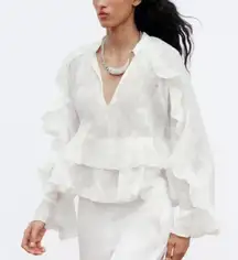 Zara NWT white ruffled v neck flowy top jacquard floral detail