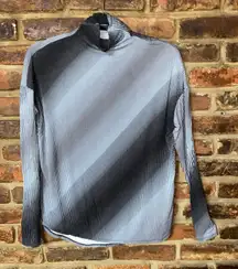 Tahari Black White Gray Striped Long Sleeve Turtleneck Top Women's Size XS