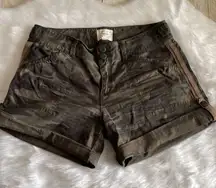 Sanctuary  By Anthropologie Camo Standard Surplus Cuffed Flap Pocket Cargo Shorts