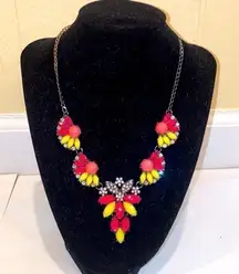 Amrita Singh Melissa Fushia, yellow & crystal floral statement necklace. NWT.