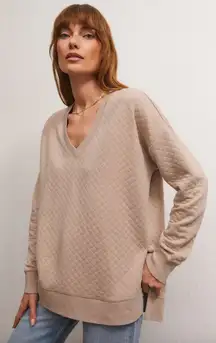 Z Supply Quilted V Neck Weekender Oversized Sweatshirt in Almond Size Medium