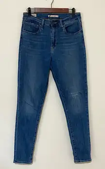 Levi’s Premium Women’s Medium Wash 721 High Rise Skinny Jeans Size 30