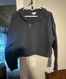 Colsie pullover crop sweatshirt sz L