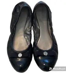 Tahari  Gibson 6M Ballet Flats Black Patent Toe and Heel Bow Toe Silver Button