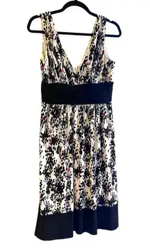 Jones Studio SUN DRESS Size 8 Womens Black White Pink Floral V-Neck Zip Mob Wife