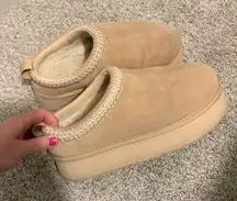 Suede platform slippers