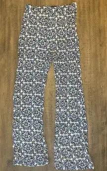 Pretty Little Things Navy Blue & White Lightweight Pants