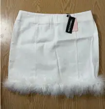 New Womens Prettylittlething Denim Skirt Feather Trim White size 2-4 Waist 14.5”