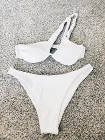 White Ribbed Bikini NWOT - Size Large  