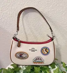 Coach  Teri Shoulder Bag With Patches CJ604