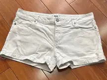 Paige Women's White Denim Shorts size 31”