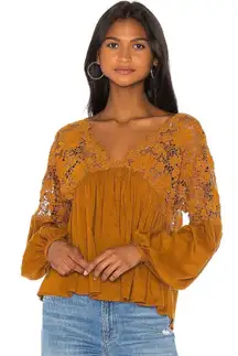 Free People Gold V-Neckline Bell Sleeves 100% Cotton Lina Lace Top Sz Sm