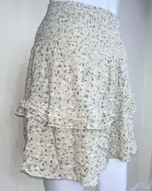 Kendall + Kylie Ditzy Floral Elastic Ruched Waist Ruffle Flirty‎ Mini Skirt