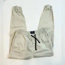 AMERICAN EAGLE OUTFITTERS WOWEN’S Jogger‎ pants.