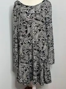 Angie NWT.  paisley dress. Size medium. Cottagecore. Dark Academia. Black & white