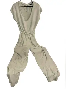 Lulu's Womens Size XL Jumpsuit cream Short‎ Sleeve Lounge Pants Jogger Sweats