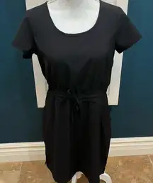32degrees Cool black short sleeve dress
