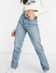 WEEKDAY Seattle Cotton High Waist Mom Jeans in San Fran Blue