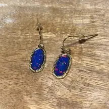 Kendra Scott  Lee Gold Drop Earrings in Indigo Kyocera Opal