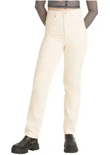 Levi's 70s High Rise Slim Straight in Hello It's‎ Me Size 32