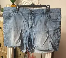 😎😎😎BOGOHO 😎😎😎Jean shorts