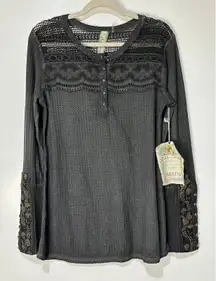 Aratta Silent Journey Boho Lace Thermal Long Sleeve Gray Top Size Small NWT