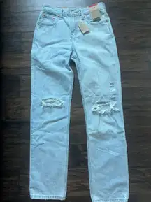 Low Pro Straight Jeans