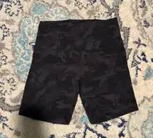 Lululemon Wunder Under Biker Shorts
