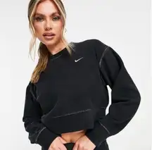 Nike gold and black embroidered crop sweatshirt crewneck