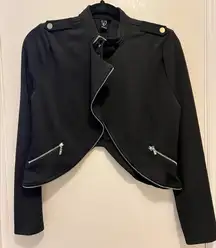 Windsor - Black Cropped Jacket with Silver Zipper Details (like new) Large