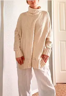 Aerie Oversized Chenille Cream Tunic Sweater
