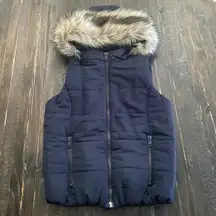 Liz Claiborne Puffer Vest With Faux Fur Lined Hood‎ Women's Size Petite PM