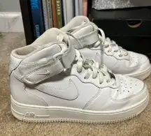 Nike Grade School Air Force 1 Mid LE