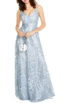 NEW TLC Say Yes To The Prom Embroidered Lace Strappy Gown in Icy Blue