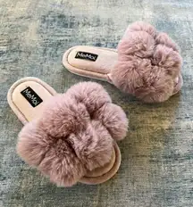 MeMoi Lavender Luxe Pom Pom Memory Foam Plush Slippers Medium Sizes 7 - 8