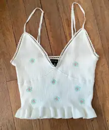 Blue Blush‎ Floral Ribbed Tank Top Cropped Embroidered