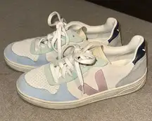 Veja Pastel Sneakers