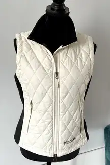 MARMOT vest in GUC🌸🌸🌸