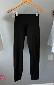 Black lulu wunder under leggings 