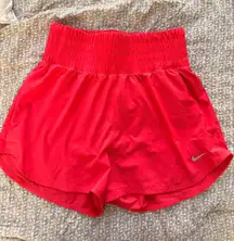 Nike High-Waisted Shorts Dri-FIT 3" Brief Lined