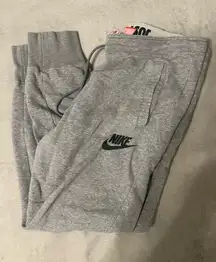 Nike joggers
