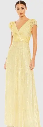 Mac Duggal 5646 Womens EMBELLISHED FLUTTER CAP SLEEVE A LINE GOWN Runs Large