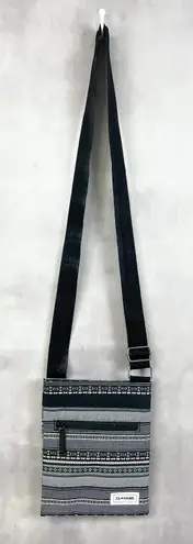 Dakine Unisex Crossbody Bag Small Travel Festival Boho Ethnic Utility Gorpcore Black