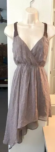 Double Zero Like new boho style taupe colored  dress. Sz S